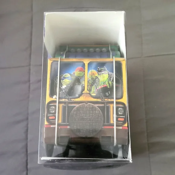 Teenage Mutant Ninja Turtles. Collectible Turtle Lunchbox Gift Set - Picture 12 of 13